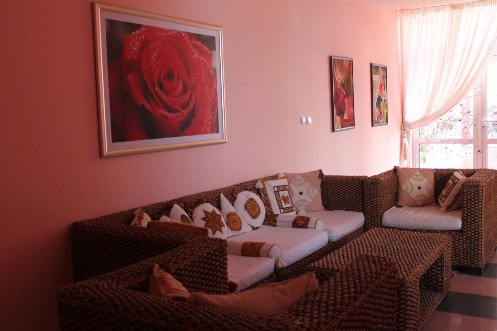 Rose Garden Omax Apartments Sunny Beach Esterno foto