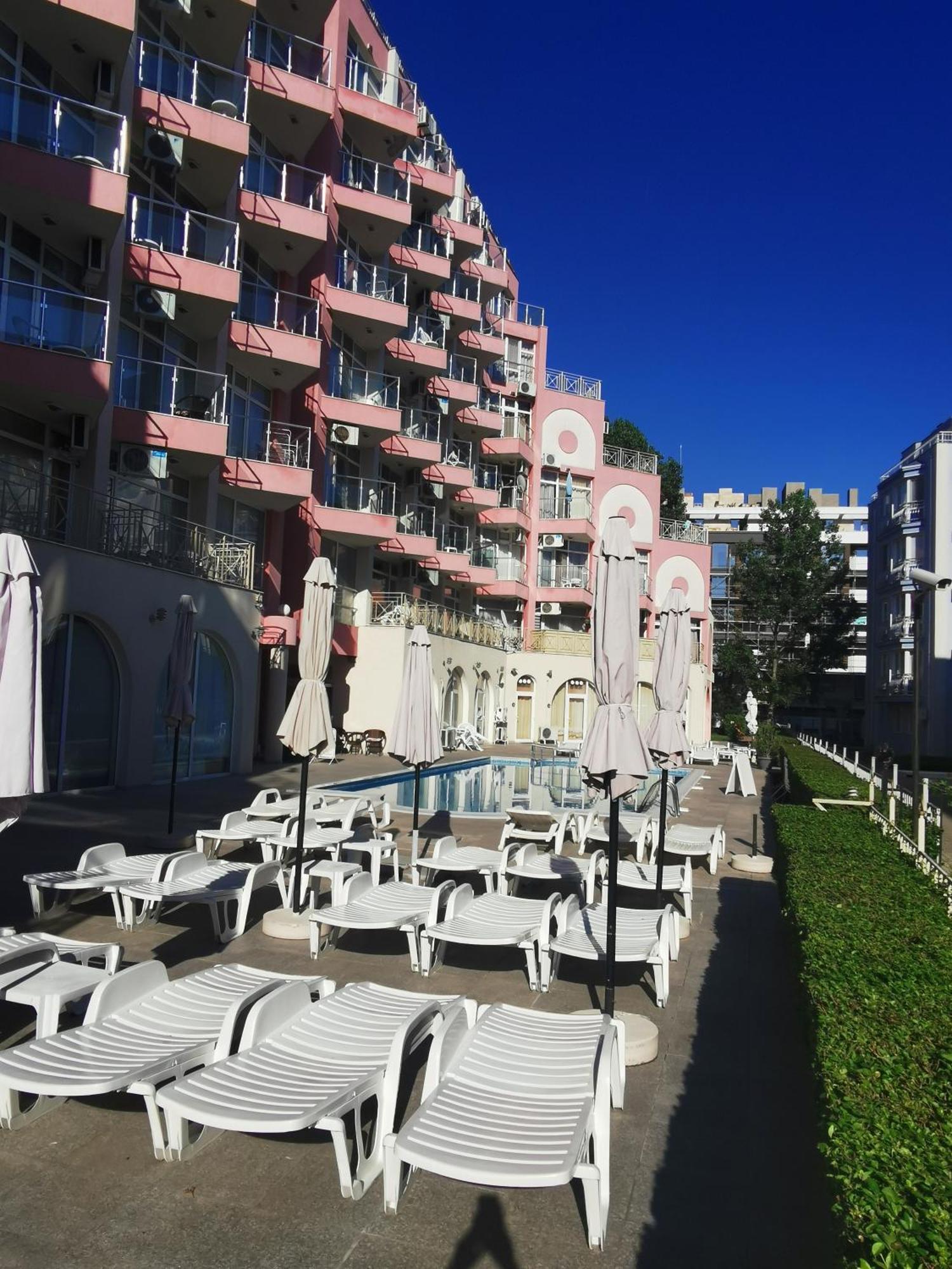 Rose Garden Omax Apartments Sunny Beach Esterno foto