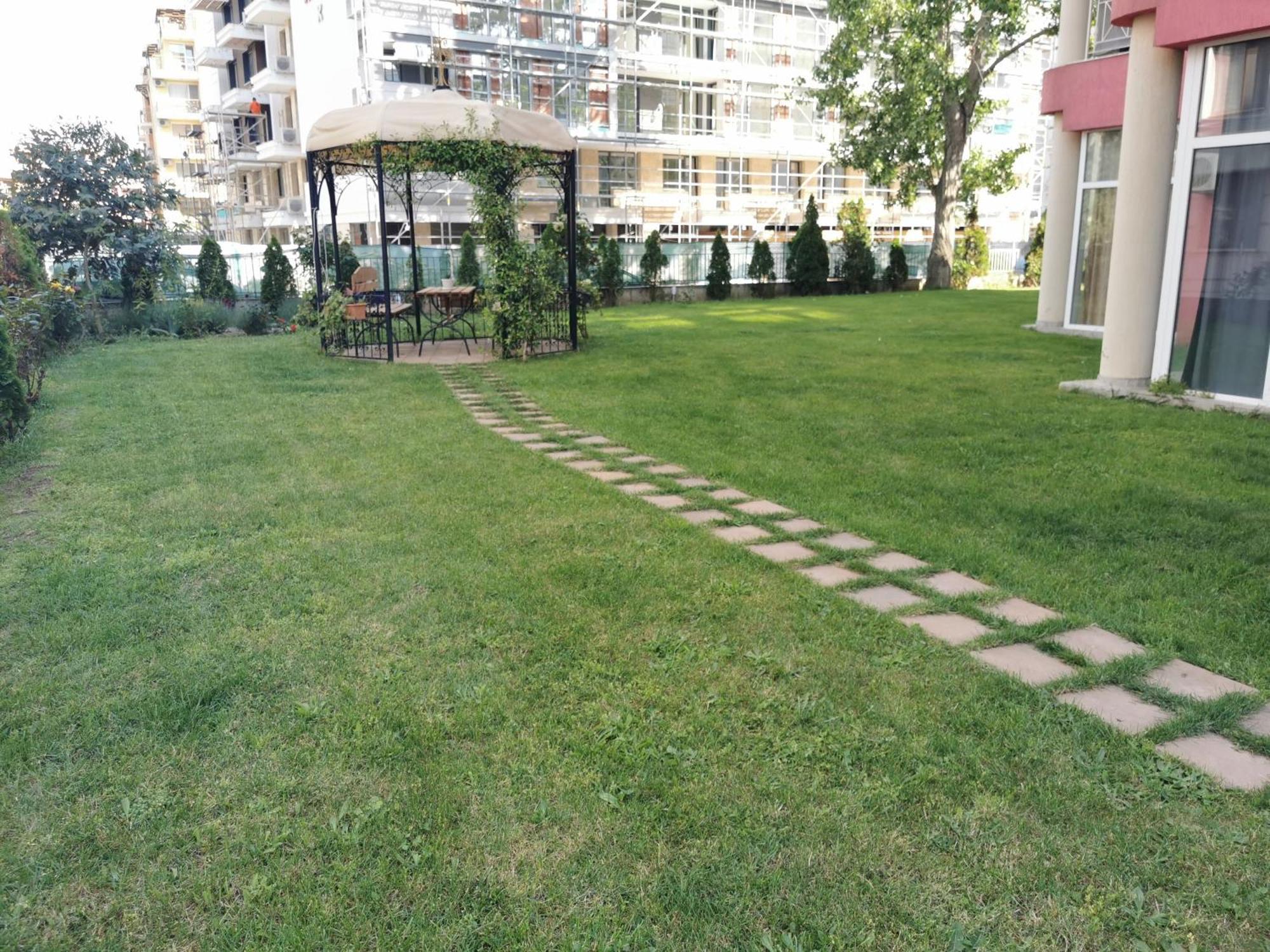 Rose Garden Omax Apartments Sunny Beach Esterno foto