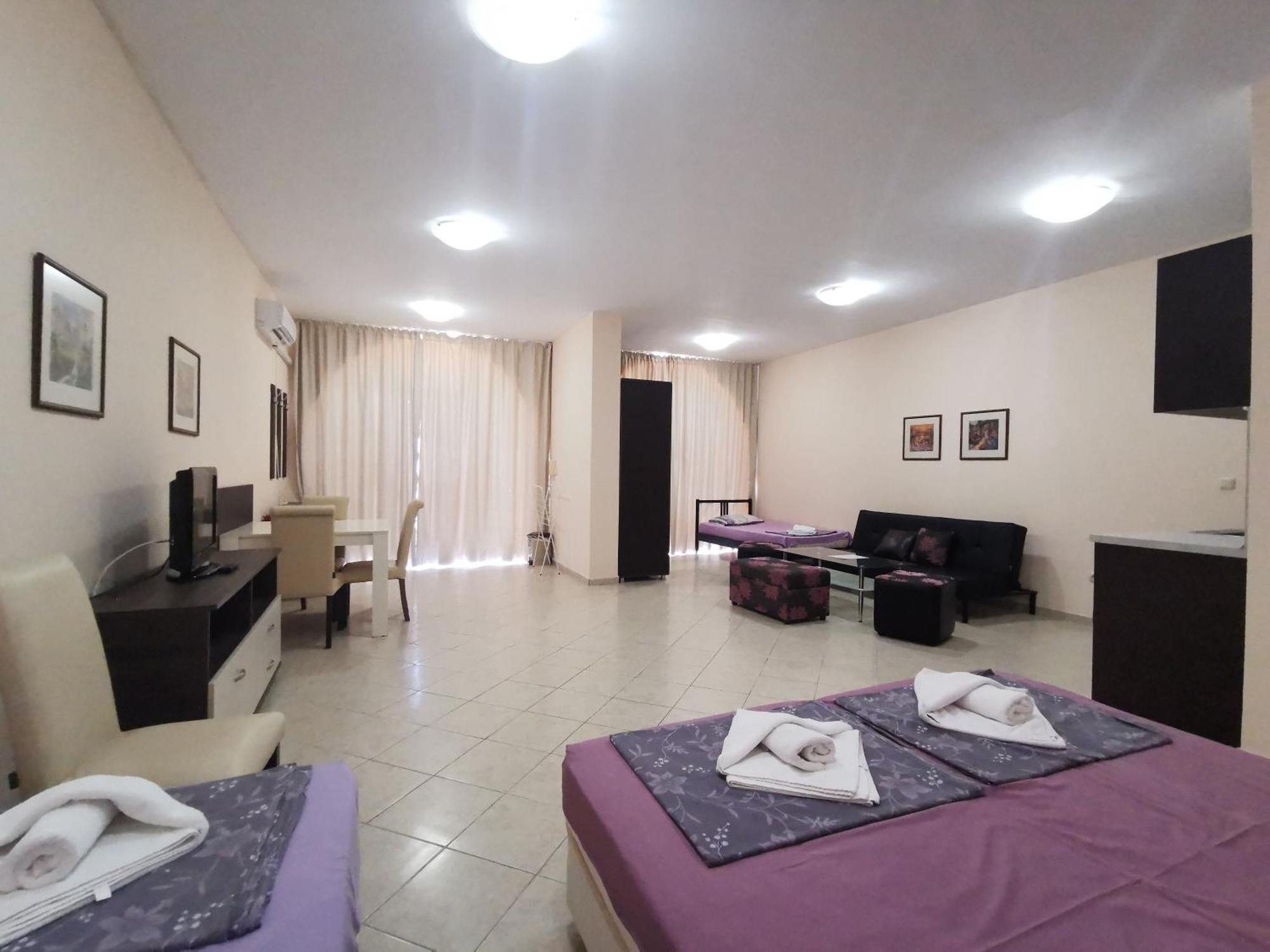 Rose Garden Omax Apartments Sunny Beach Esterno foto