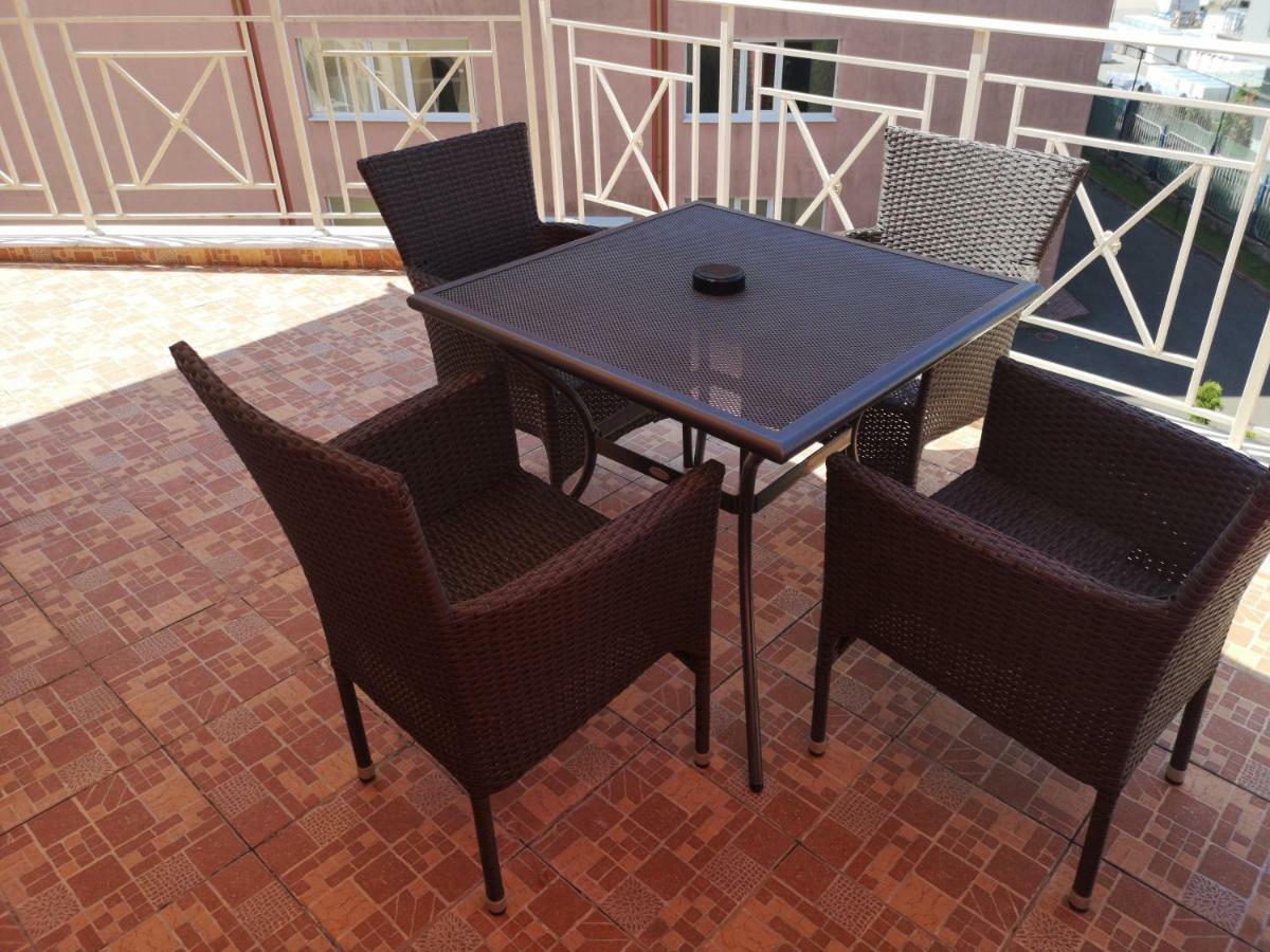 Rose Garden Omax Apartments Sunny Beach Esterno foto